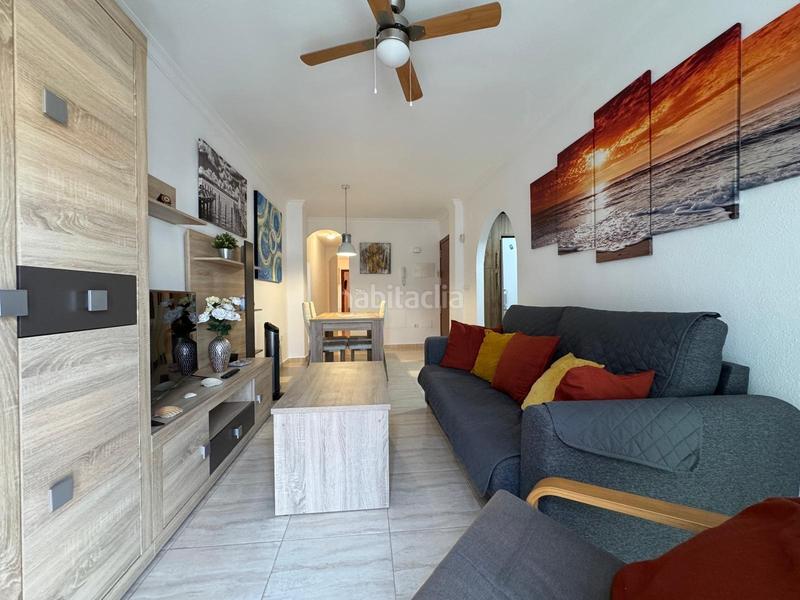 Foto ed096815-62eb-4ad0-814c-0237fce8f2c6. Apartamento las lagunas piso 2 dormitorios patio en Mijas
