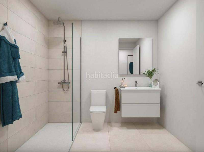 Foto 7973846d-68df-48c4-b164-bd2a82d4f500. Apartamento piso, 3 dormitorios, terraza, piscina, garaje, trastero en Fuengirola