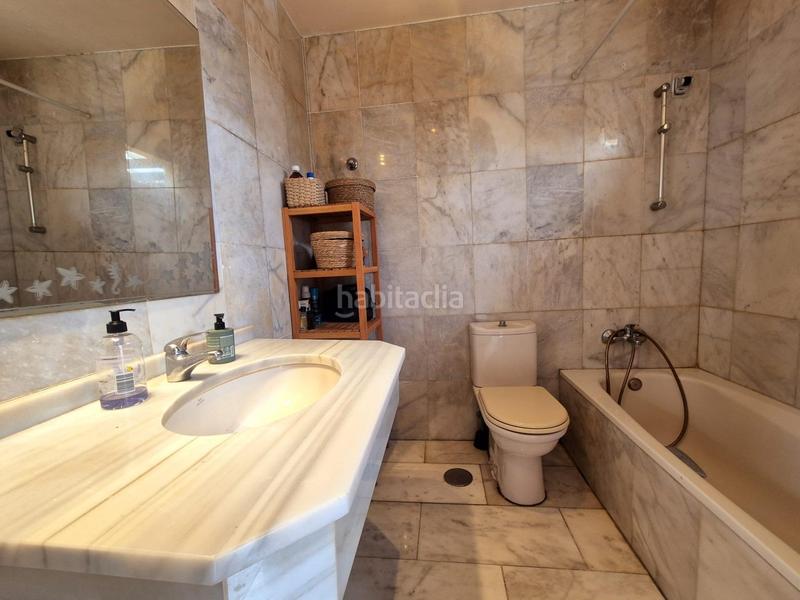 Foto 2607da98-7068-4544-9d1a-2fa4e55c02e2. Ático Riviera del Sol ático, 2 dormitorios, terraza, piscina y jardín en Mijas