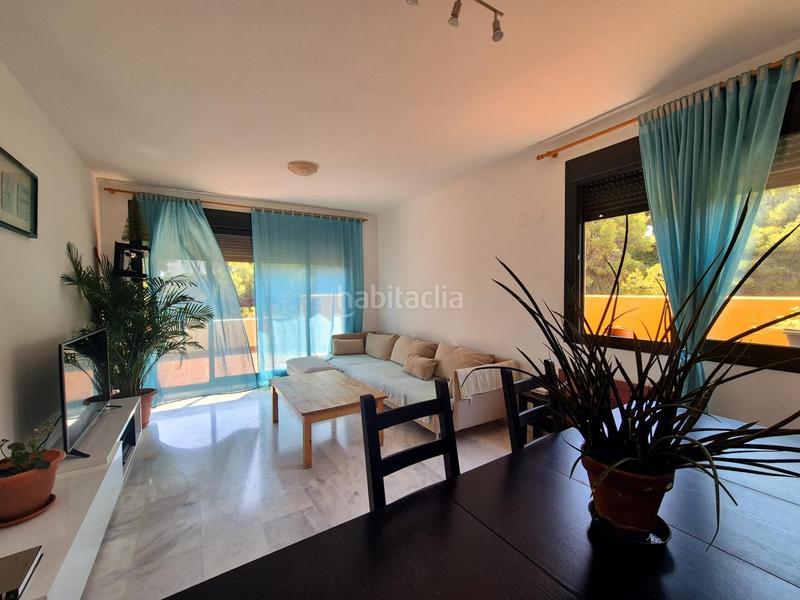 Foto 88794d70-5264-4b7b-acdf-4206c694bd2d. Ático Riviera del Sol ático, 2 dormitorios, terraza, piscina y jardín en Mijas