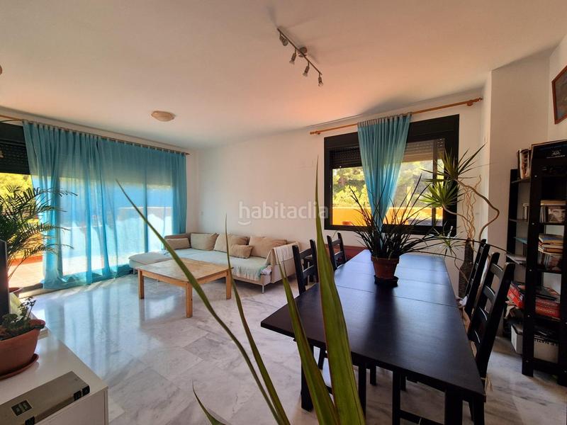 Foto a991986d-9488-4b91-8bee-fcdad60ec770. Ático Riviera del Sol ático, 2 dormitorios, terraza, piscina y jardín en Mijas