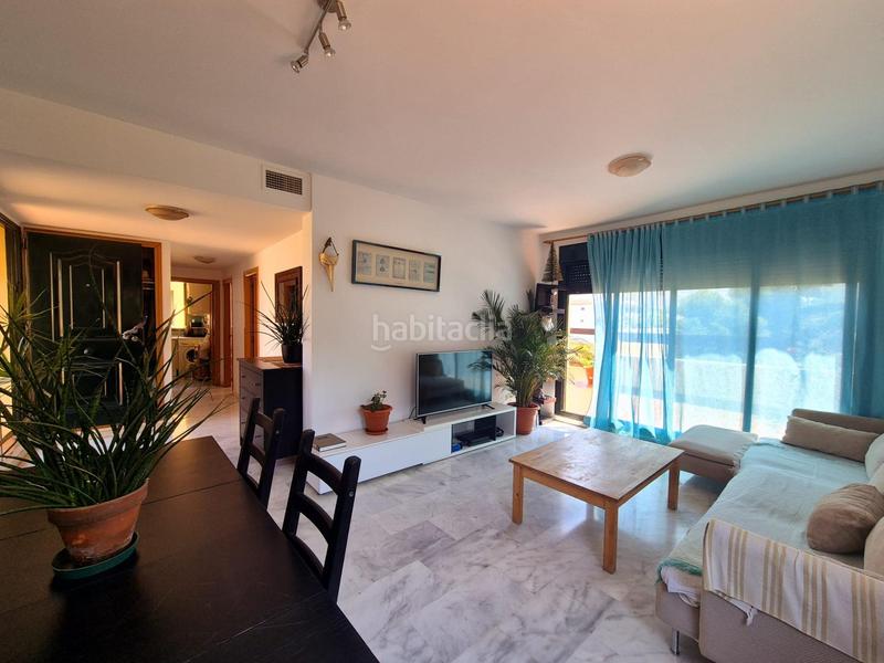 Foto b564a212-b7ef-41d5-bd50-4c87699a2f94. Ático Riviera del Sol ático, 2 dormitorios, terraza, piscina y jardín en Mijas