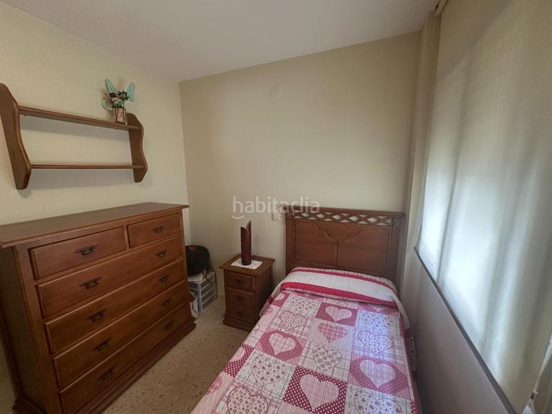 Foto 6bd37189-2ca9-4e8b-81f4-2d11bdb49c4d. Alquiler piso centro pisazo 3 dormitorios, parking y piscina comunitarios, terraza en Fuengirola