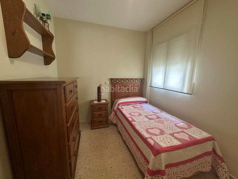 Foto 92b48f18-5217-4113-9144-bf0de2ecab98. Alquiler piso centro pisazo 3 dormitorios, parking y piscina comunitarios, terraza en Fuengirola