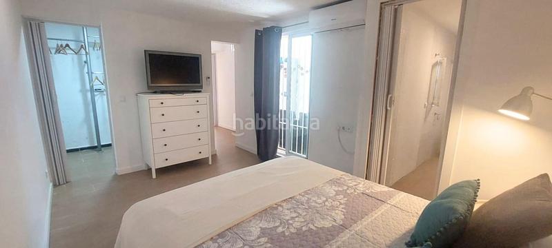 Foto 5ef2fb7a-d006-4ad4-aa25-297a4fde760d. Casa adossada a Playa de los Boliches Fuengirola