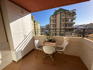 Location Appartement à Castillo Sohail - Myramar. Fuengirola  piso reformado 3 dormitorios, piscina, parking, parq
