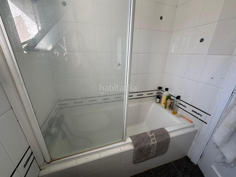 Foto 65ad92a4-4b45-40e4-ab9c-93ab57988583. Doppelhaus mit pool in El Faro de Calaburra - Chaparral Mijas