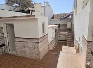 Maison à Pizarra. Pizarra  casa, 5 dormitorios, terrazaazotea, patio privado, tras