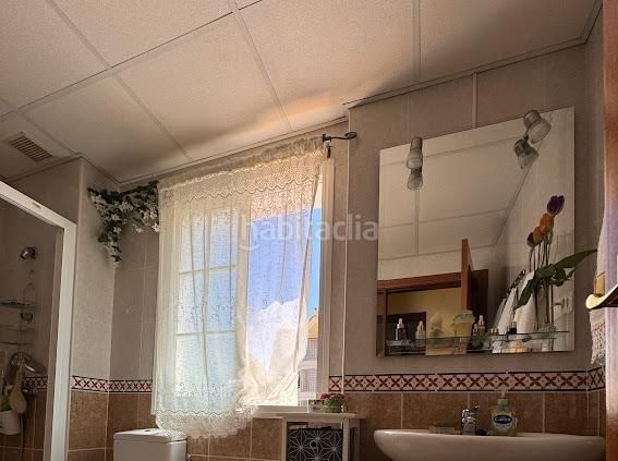 Foto 4a9c1d5d-9635-4575-bc46-84b3f0376535. Casa aparellada amb aparcament piscina a Puerto Deportivo Fuengirola