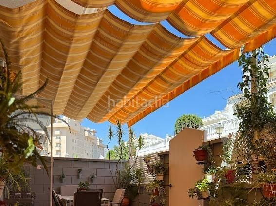 Foto 7fdf6feb-e6c6-4393-81d4-fd309892ac9c. Casa aparellada amb aparcament piscina a Puerto Deportivo Fuengirola