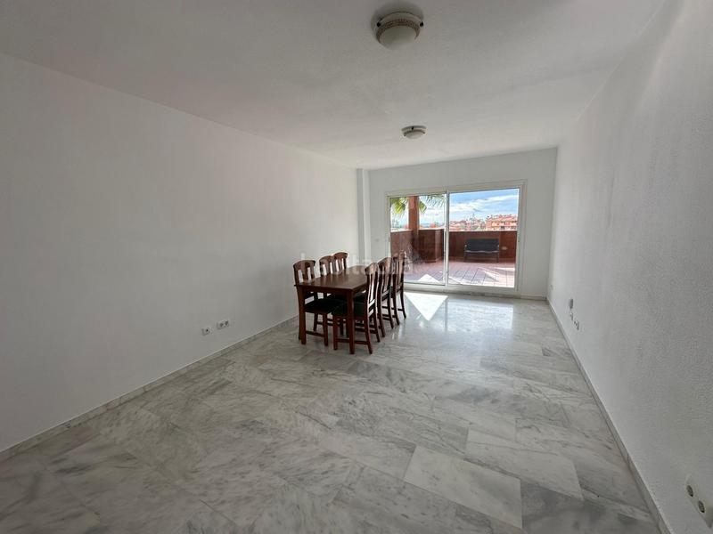 Foto e3b0d6de-4d60-47bf-9d07-f8367f843ccf. Apartment with parking pool in El Rosario - Ricmar Marbella