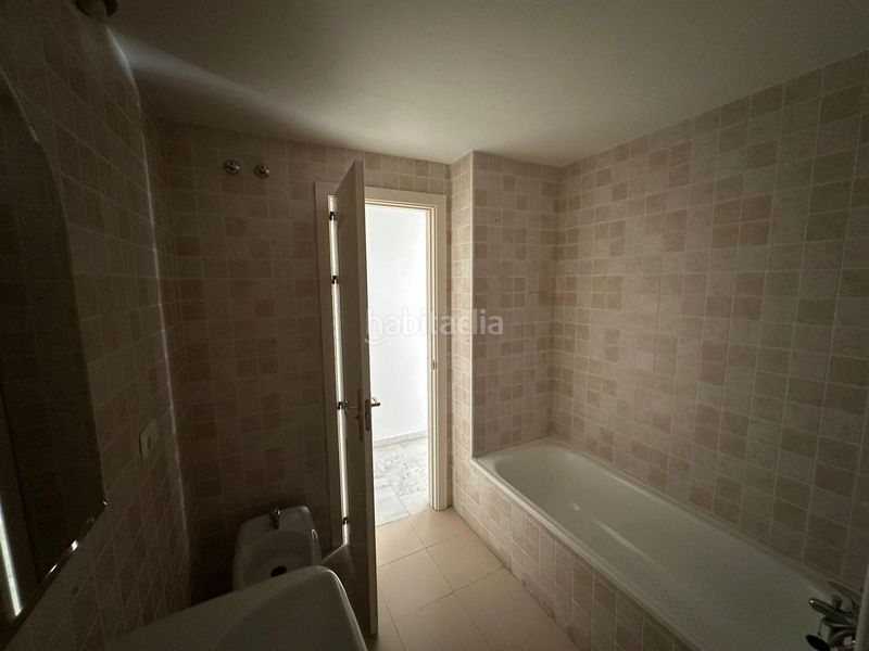 Foto 33aa3acb-46ea-481b-b48c-cba051894c31. Apartament amb calefacció aparcament piscina a reserva de Marbella Marbella