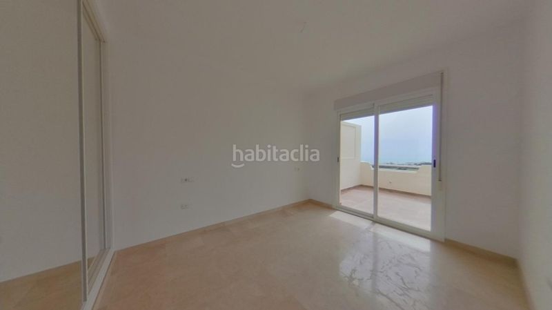 Foto 0b9d7d5b-80ad-47bd-8e59-c9be7abe308f. Àtic a Calahonda Mijas