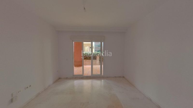 Foto b72ecd3a-c4f8-4942-a97d-a2351fdb81ea. Apartament amb piscina a Zona Centro Comercial Torrequebrada Benalmádena