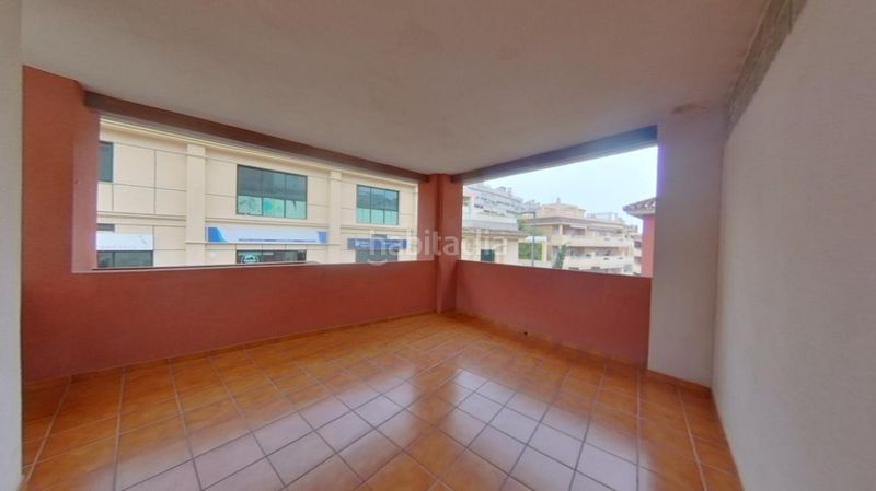 Foto 335fd941-1eb3-4051-94e8-3498e510eadb. Apartament amb aparcament a Zona Centro Comercial Torrequebrada Benalmádena