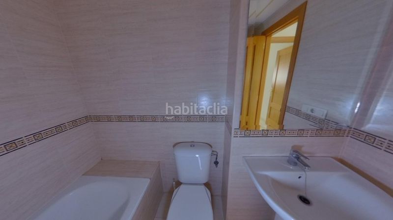 Foto 6f3cfbf1-4189-45b9-bafd-d093cc80619f. Apartament amb aparcament a Zona Centro Comercial Torrequebrada Benalmádena