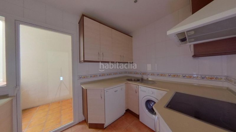 Foto bd8bb62a-f959-4472-8bac-3032387cd30b. Apartament amb aparcament a Zona Centro Comercial Torrequebrada Benalmádena