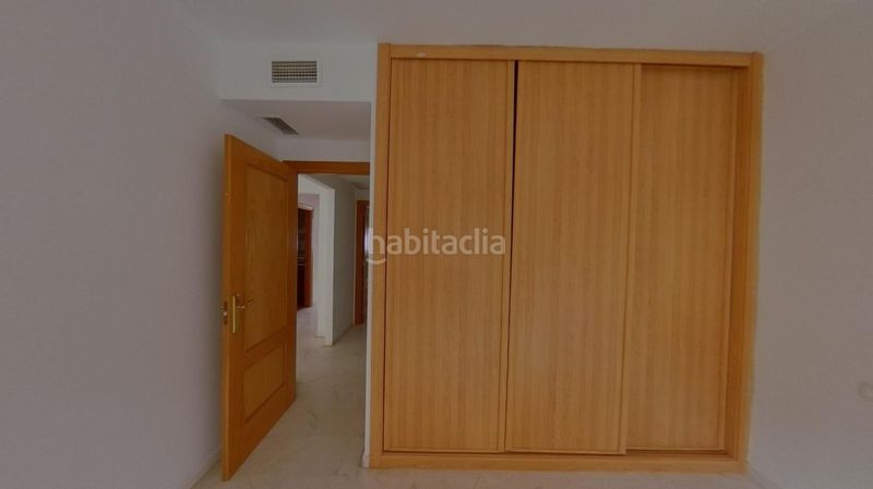 Foto ff1fb71d-162c-47f3-8c9e-fda7640b0e35. Apartament amb aparcament a Zona Centro Comercial Torrequebrada Benalmádena