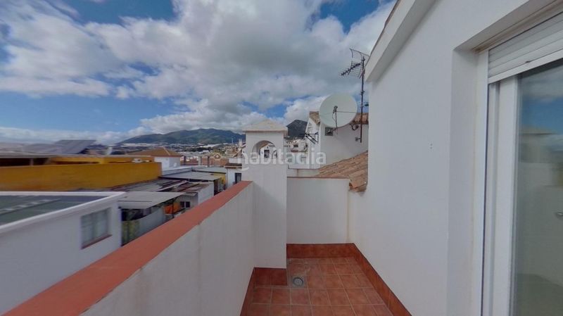 Foto 0717b52d-1156-4f0b-a9a8-2e7727211274. Dúplex , 1 dormitorio, balcón en Centro Benalmádena