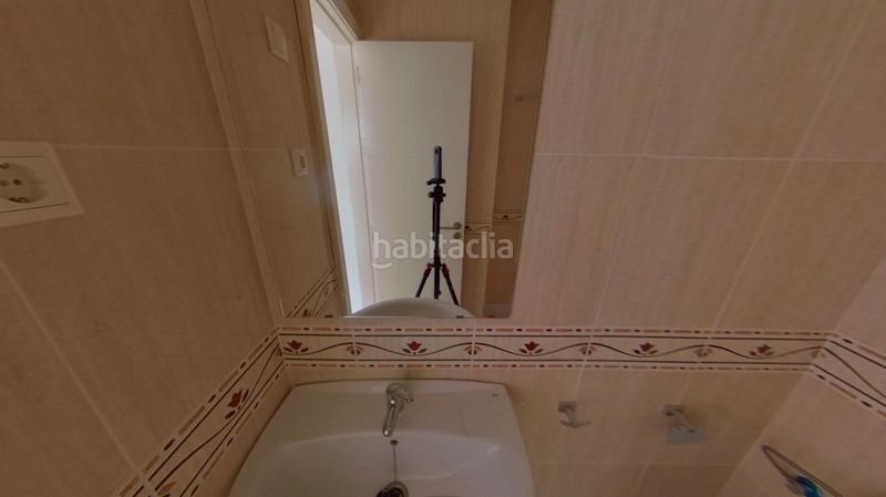 Foto 7f2ceb16-4750-4564-b7c7-2c9467454a40. Dúplex , 1 dormitorio, balcón en Centro Benalmádena