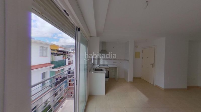Foto a1c7d6e7-5581-4365-bb3e-7701c98e2e1d. Dúplex , 1 dormitorio, balcón en Centro Benalmádena