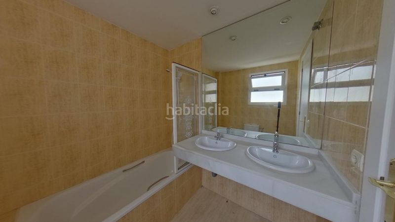 Foto 0e2bc103-2d3d-4c45-ae9a-a08c85c7220a. Apartament a Calahonda Mijas