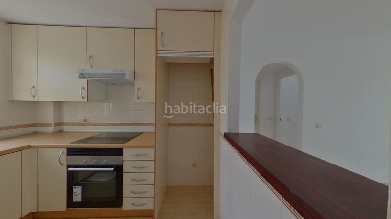Foto ebbe79bb-023d-40ee-9d3d-054828f4ee5e. Apartament a Calahonda Mijas