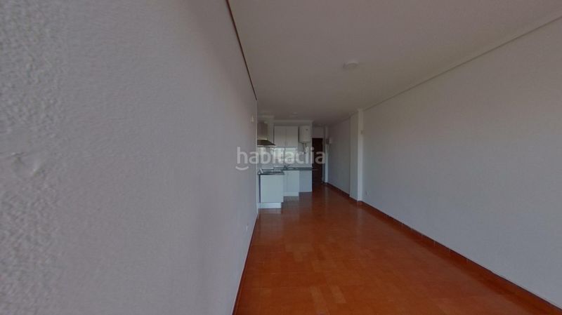 Foto f2b4f8dc-5288-49bb-ab36-79cb6c194eb3. Estudi amb piscina a El Pinillo Torremolinos