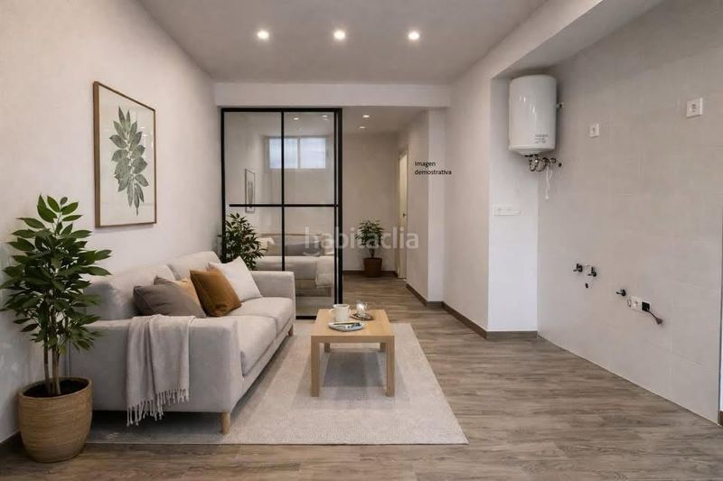 Foto 1a87b966-3611-4b28-960a-330255129b6a. Planta baixa a Calvario Torremolinos