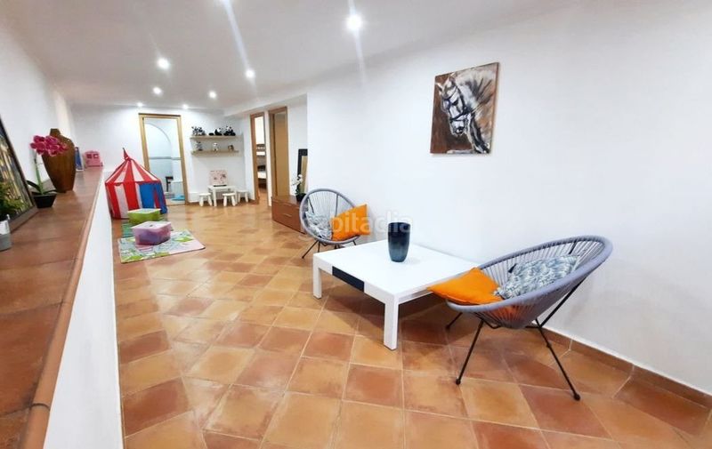Foto a22a8435-f530-4ae5-beb9-850b5157ff5f. Casa aparellada amb aparcament piscina a campo de Mijas Mijas