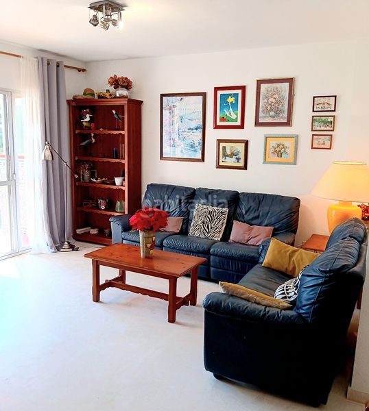 Foto 85a53d6b-3a26-4fc2-b4f6-ed15eb26a112. Apartament amb piscina a Puerto Deportivo Fuengirola