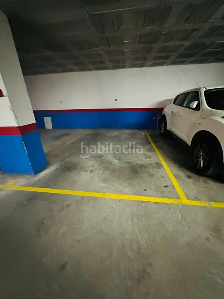 Foto 9d9fa92f-266d-4657-bf33-7800787bbff3. Piso las lagunas care pisazo reformado 3 dormitorios, garaje, piscina y 2 terrazas en Mijas