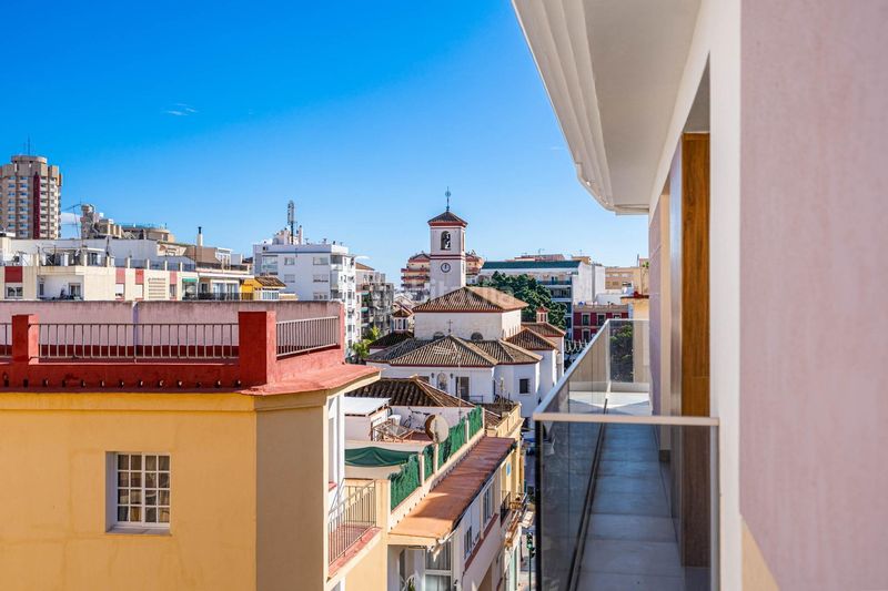 Foto 205a6e48-dd9b-408d-956b-f0f335132530. Apartament amb calefacció a Puerto Deportivo Fuengirola