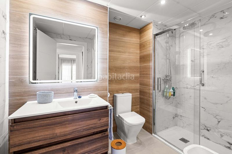 Foto 6f8bb06a-0afe-49b9-9405-fdd26195874c. Apartament amb calefacció a Puerto Deportivo Fuengirola