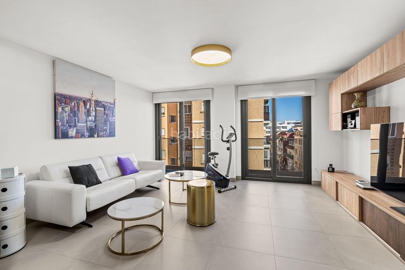 Foto c753caf0-d764-4d6a-9f2f-8a5c95a51ef9. Apartament amb calefacció a Puerto Deportivo Fuengirola