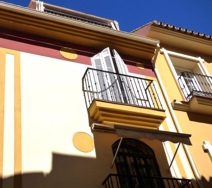 Foto 4c212aa7-27ab-4ec3-b71a-f7f916e01605. Pis amb calefacció terrassa a Puerto Deportivo Fuengirola