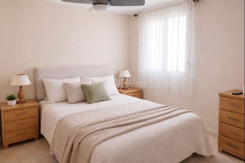 Foto 5a38fc03-5611-43f3-b5cd-fcea0c7bbf66. Pis amb calefacció terrassa a Puerto Deportivo Fuengirola