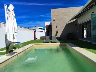 Chalet in Campo de Mijas. La sierrezuela  villa una planta 4 dormitorios, garaje, piscina,