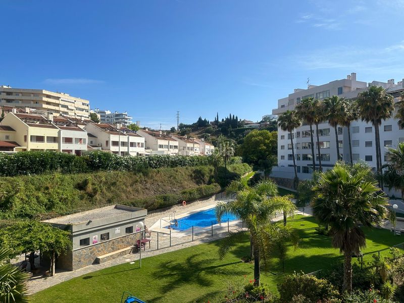 Foto 9985359d-368b-4e07-a791-c4f75c377889. Pis amb calefacció aparcament piscina a Castillo Sohail - Myramar Fuengirola