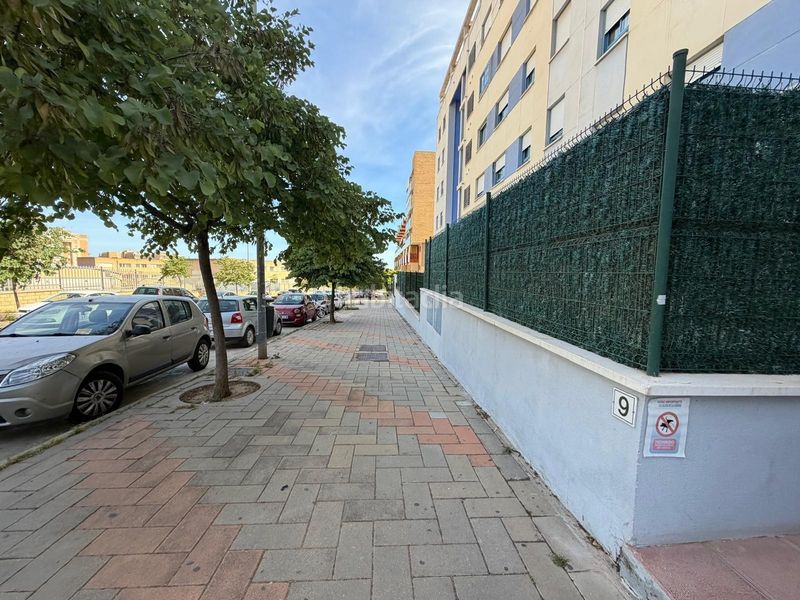 Foto 5c3cefc8-41d0-408b-bb2b-c1438c204745. Pis amb calefacció aparcament piscina a El Consul - Ciudad Universitaria - El Romeral Málaga
