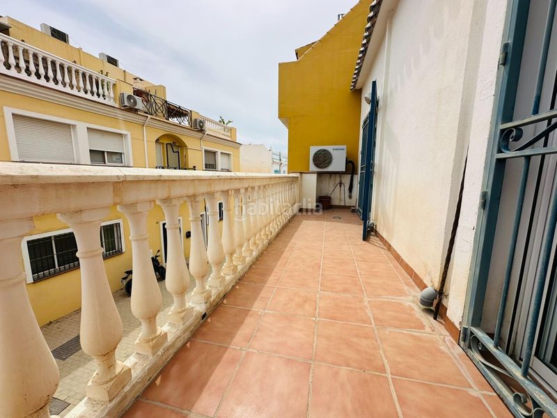 Foto b52bdb4b-cc33-42c1-b399-6dcd36578c2a. Casa adossada a Pedregalejo - Morlaco Málaga