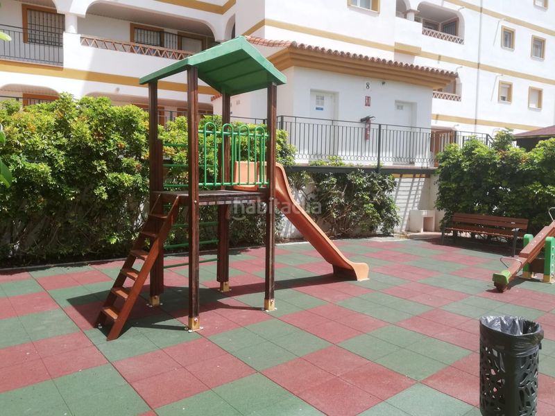 Foto 1e9c6489-b1fb-4226-b7c2-81682dc487b2. Alquiler ático golf super ático 3 dormitorios impecable, 4 piscinas, garaje, 2 pistas de pádel, zona infantil septjunio en Mijas