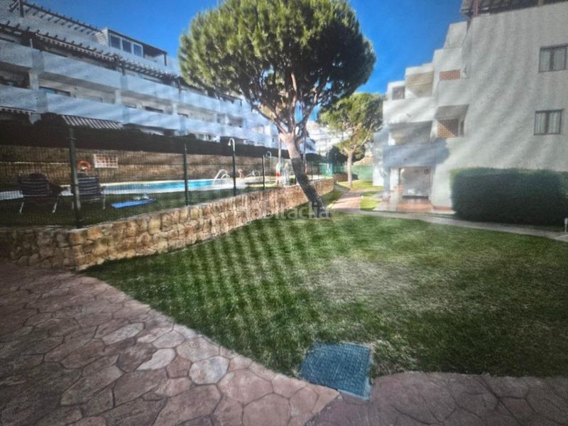 Foto 749ddfb8-8934-40b0-b313-2ed89ea23499. Pis amb calefacció aparcament piscina a Calahonda Mijas