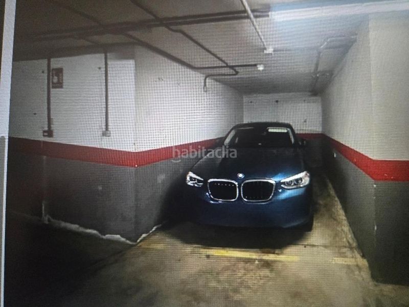 Foto e17da9aa-4c4a-4143-aa4b-5bd5b64656a7. Pis amb calefacció aparcament piscina a Calahonda Mijas