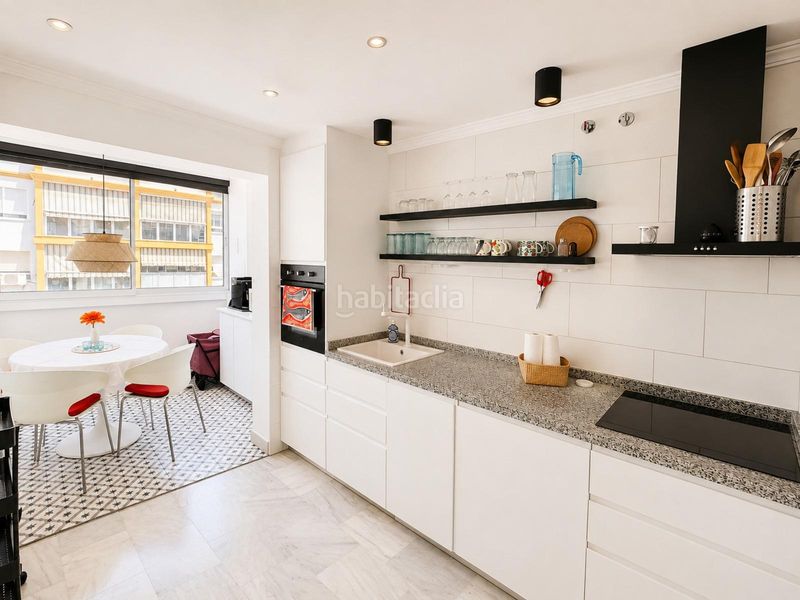Foto edb5235f-8846-4134-84c3-d2cfc5f03d6c. Apartament amb calefacció aparcament piscina a Centro ciudad Fuengirola
