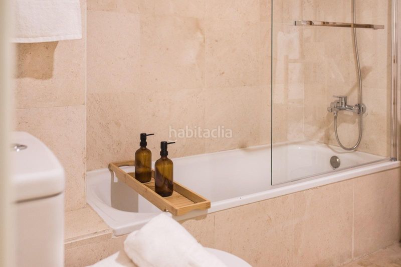 Foto 9212381a-31cf-4a4d-b2bd-8c3aa2d1c092. Pis amb calefacció aparcament piscina a bahía de Marbella Marbella