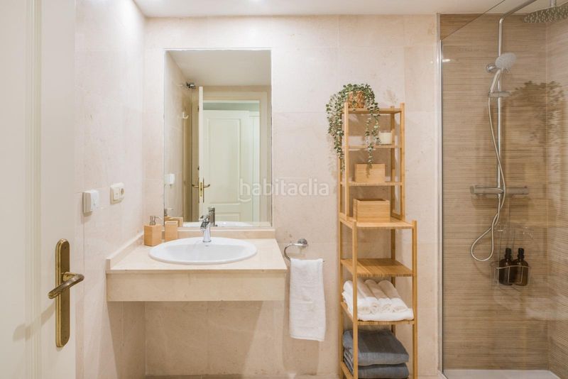 Foto f129d092-f3be-4294-abf0-337a7a126271. Pis amb calefacció aparcament piscina a bahía de Marbella Marbella