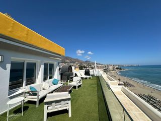Lloguer Àtic a Playa de los Boliches. 1ª línea playa fuengirola  super atico 2 dormitorios, vistas al