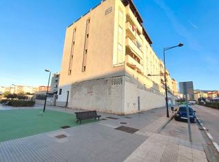 Lloguer Local Comercial  N/a. Alquiler de magnífico local comercial de 450 m2 en camino viejo