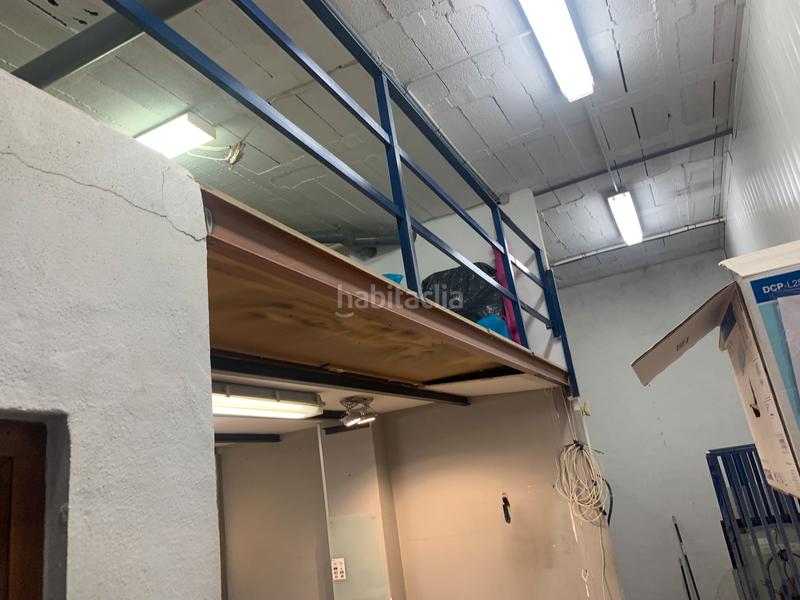 Foto 89ec559a-cfe0-4a0f-9c93-3697a2f87f79. Local comercial a calle aceituneros 2 a Camino Viejo de Málaga Vélez - Málaga